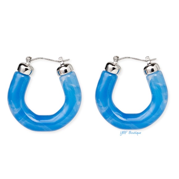 New Blue Marble & Silver Resin Hoop Fashion Earrings - Picture 3 of 7